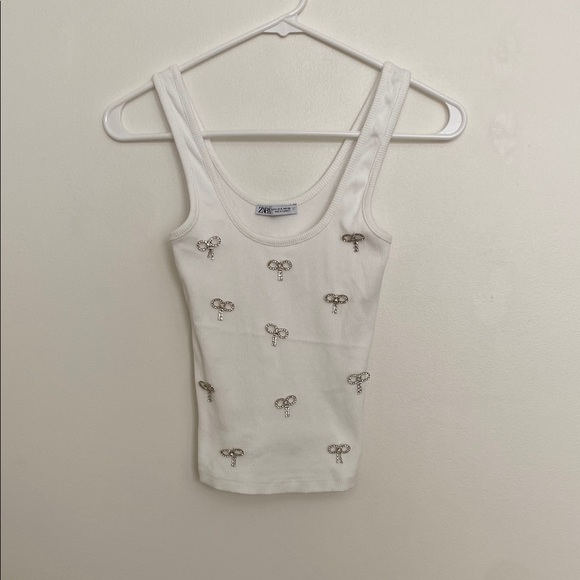 Zara Embellished Bow Tank Top - Picture 4 of 7